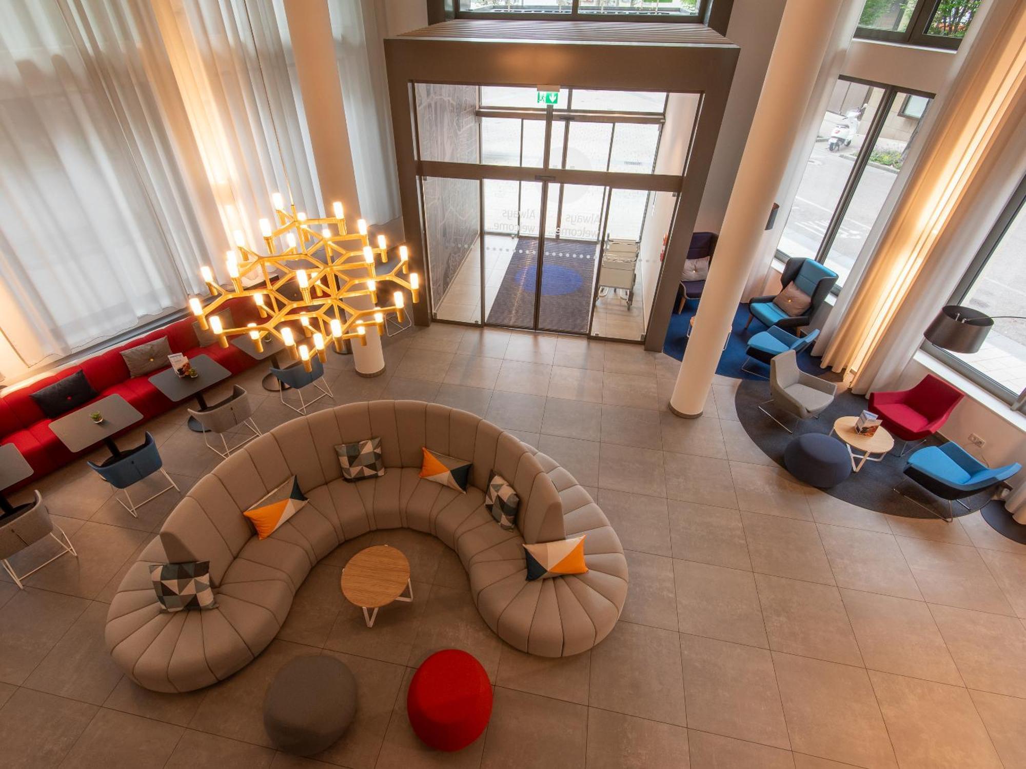 Holiday Inn Express Heilbronn By Ihg Eksteriør billede