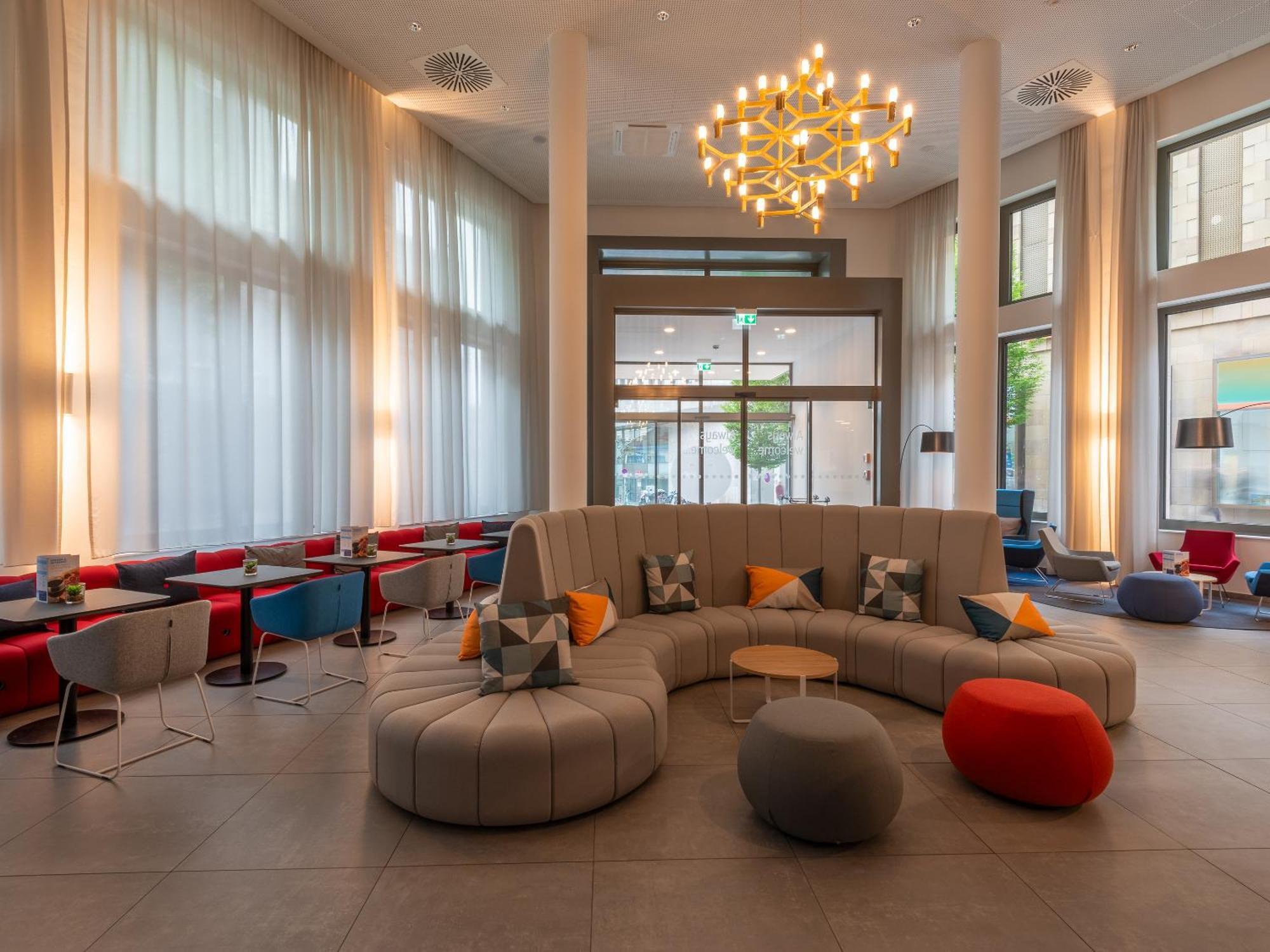 Holiday Inn Express Heilbronn By Ihg Eksteriør billede