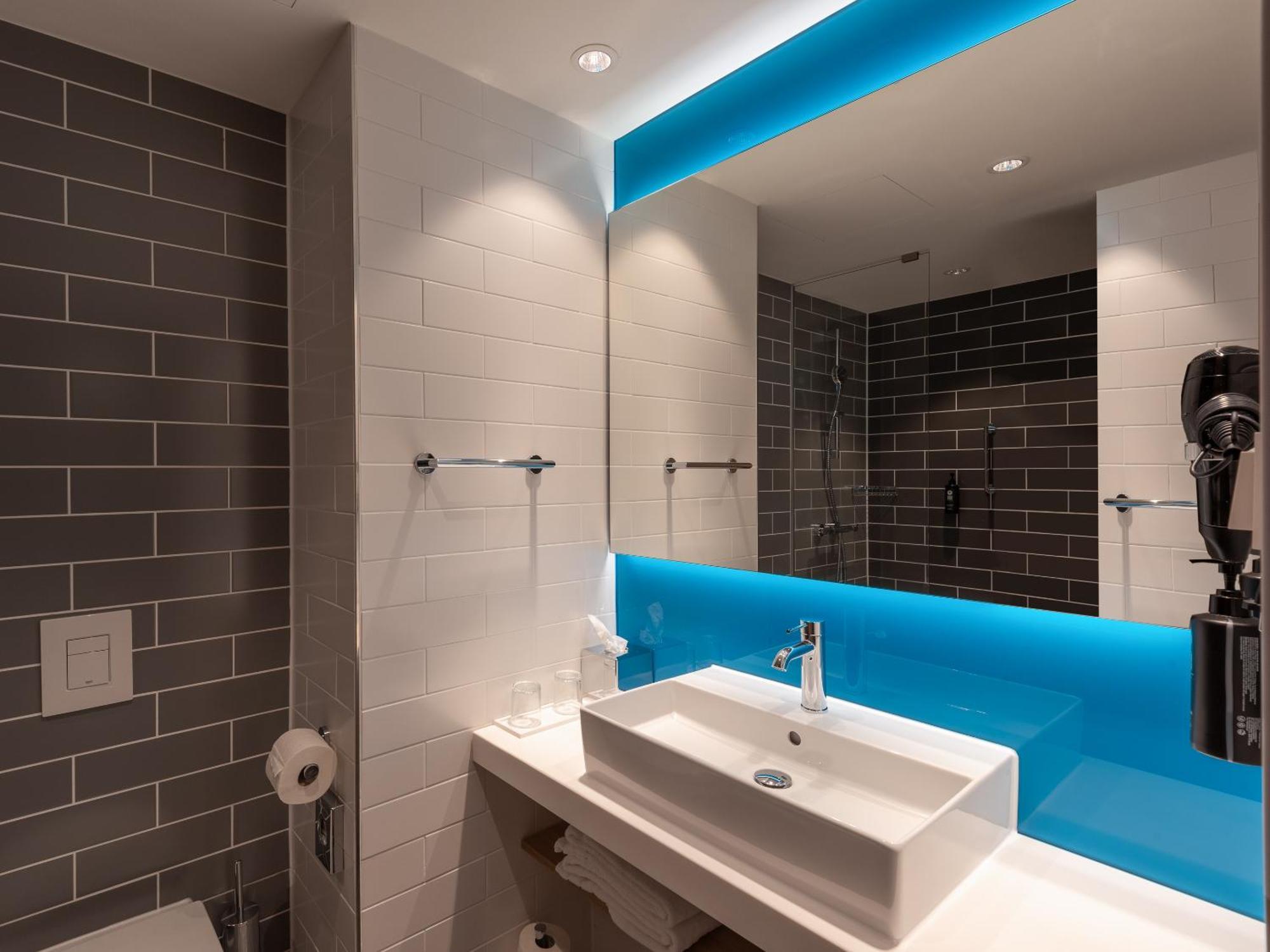 Holiday Inn Express Heilbronn By Ihg Eksteriør billede
