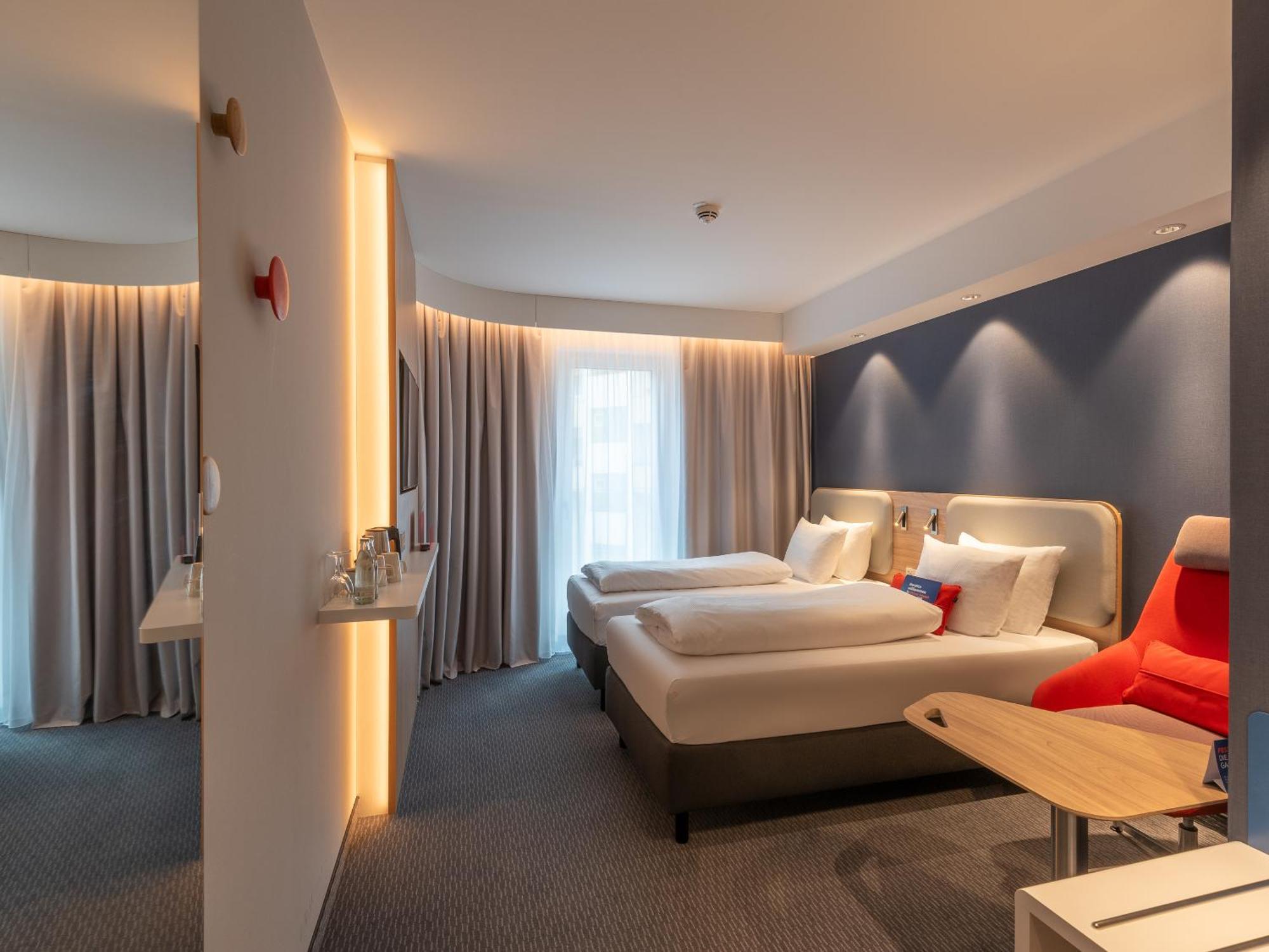 Holiday Inn Express Heilbronn By Ihg Eksteriør billede