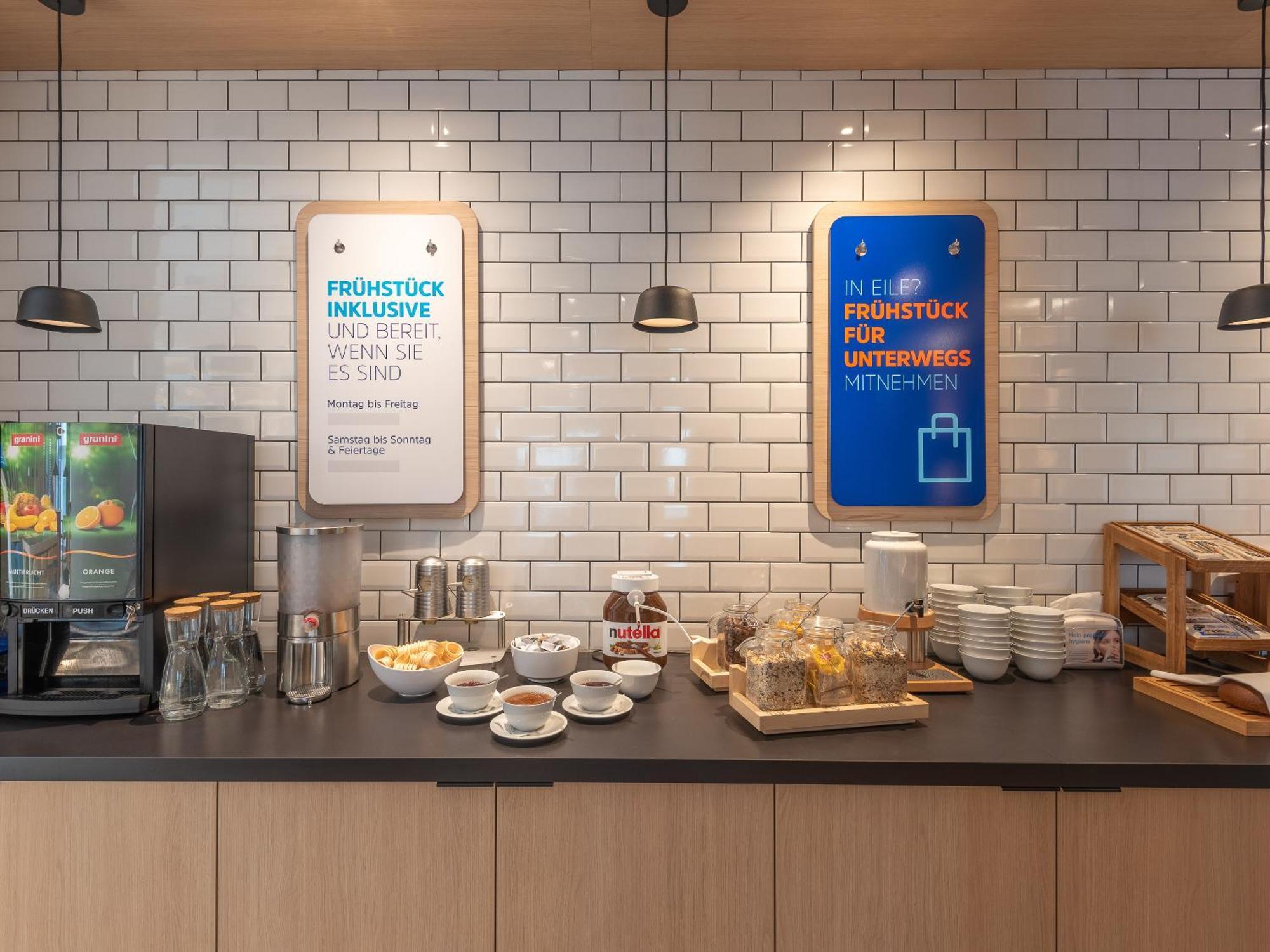 Holiday Inn Express Heilbronn By Ihg Eksteriør billede