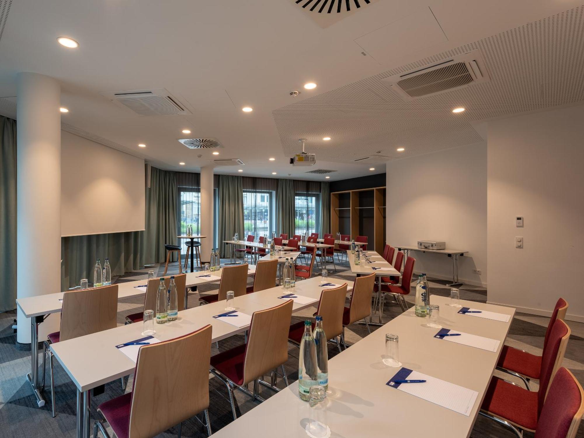 Holiday Inn Express Heilbronn By Ihg Eksteriør billede