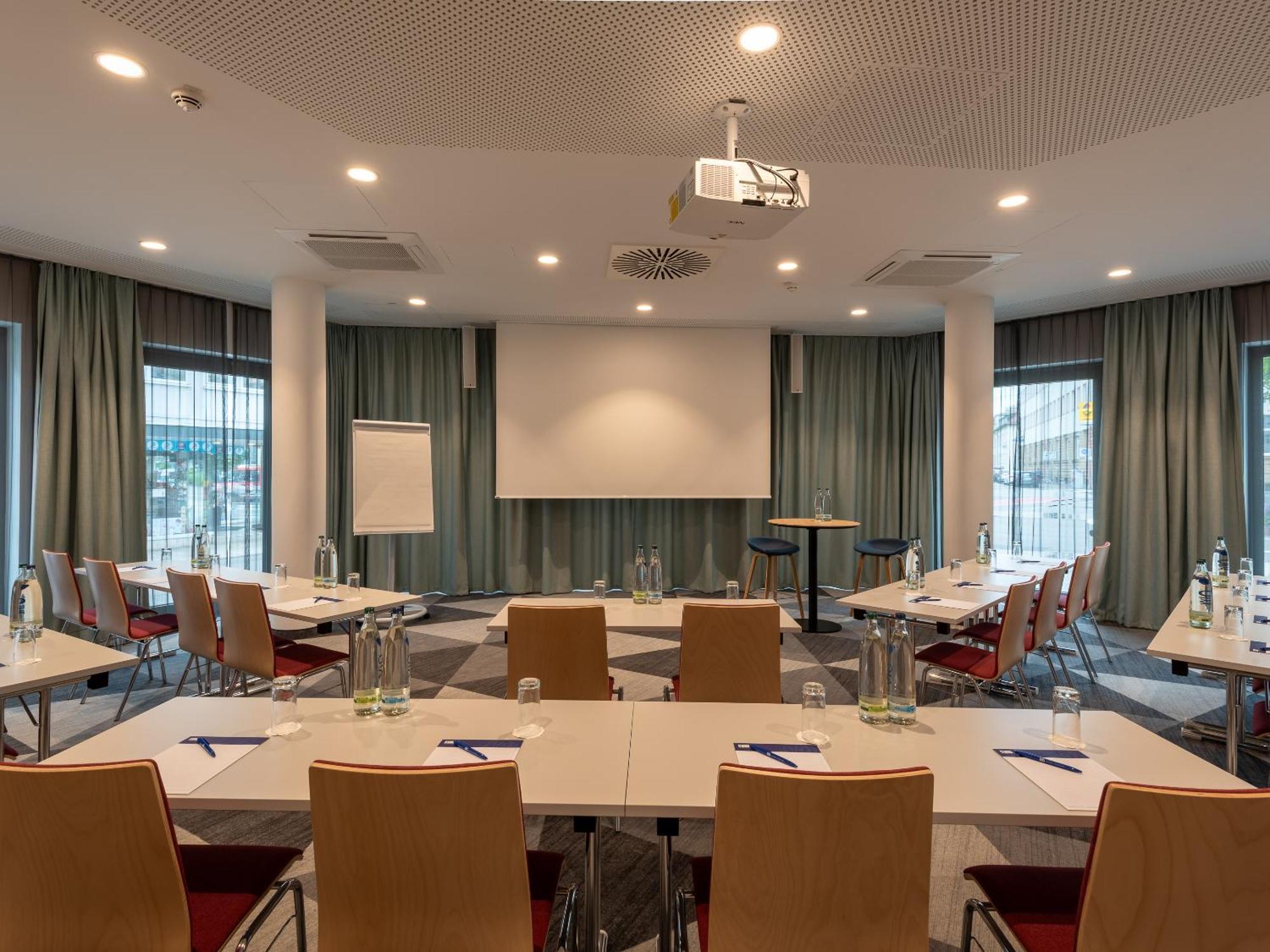 Holiday Inn Express Heilbronn By Ihg Eksteriør billede