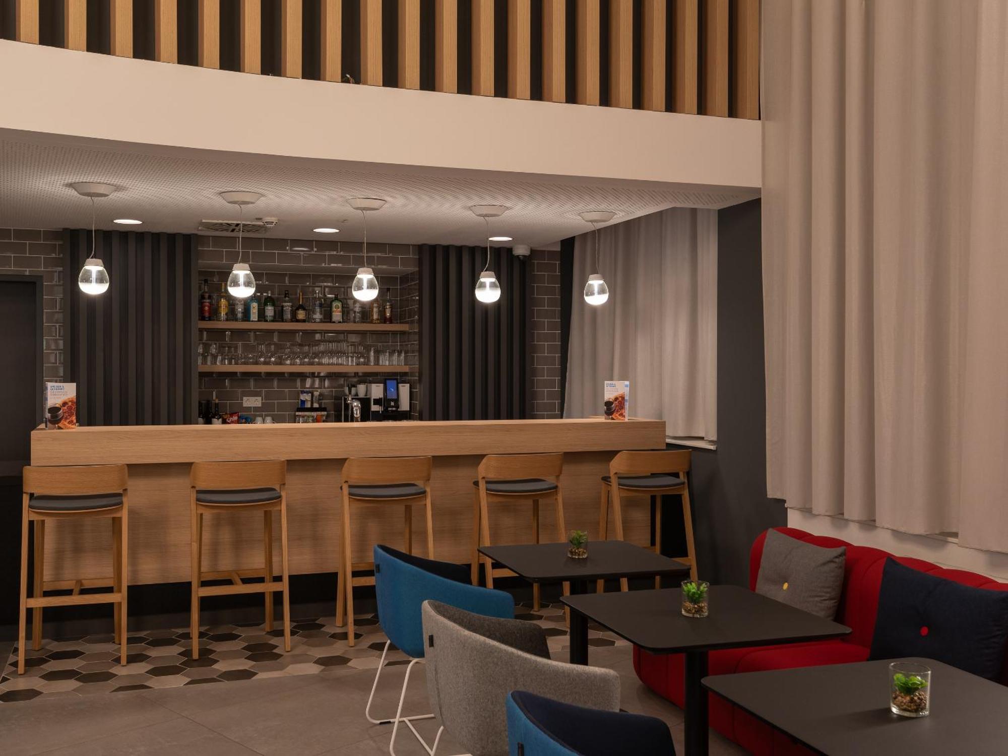 Holiday Inn Express Heilbronn By Ihg Eksteriør billede