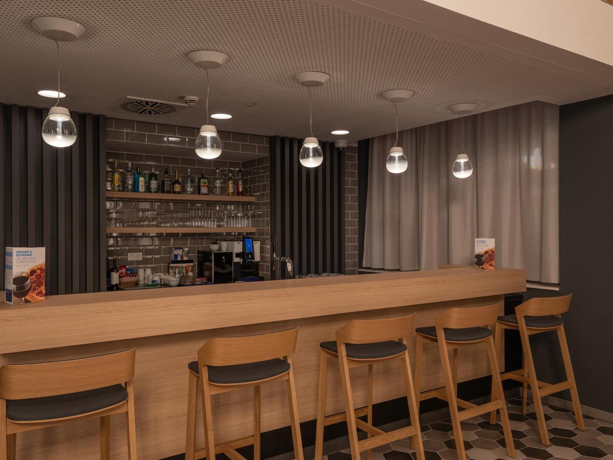 Holiday Inn Express Heilbronn By Ihg Eksteriør billede