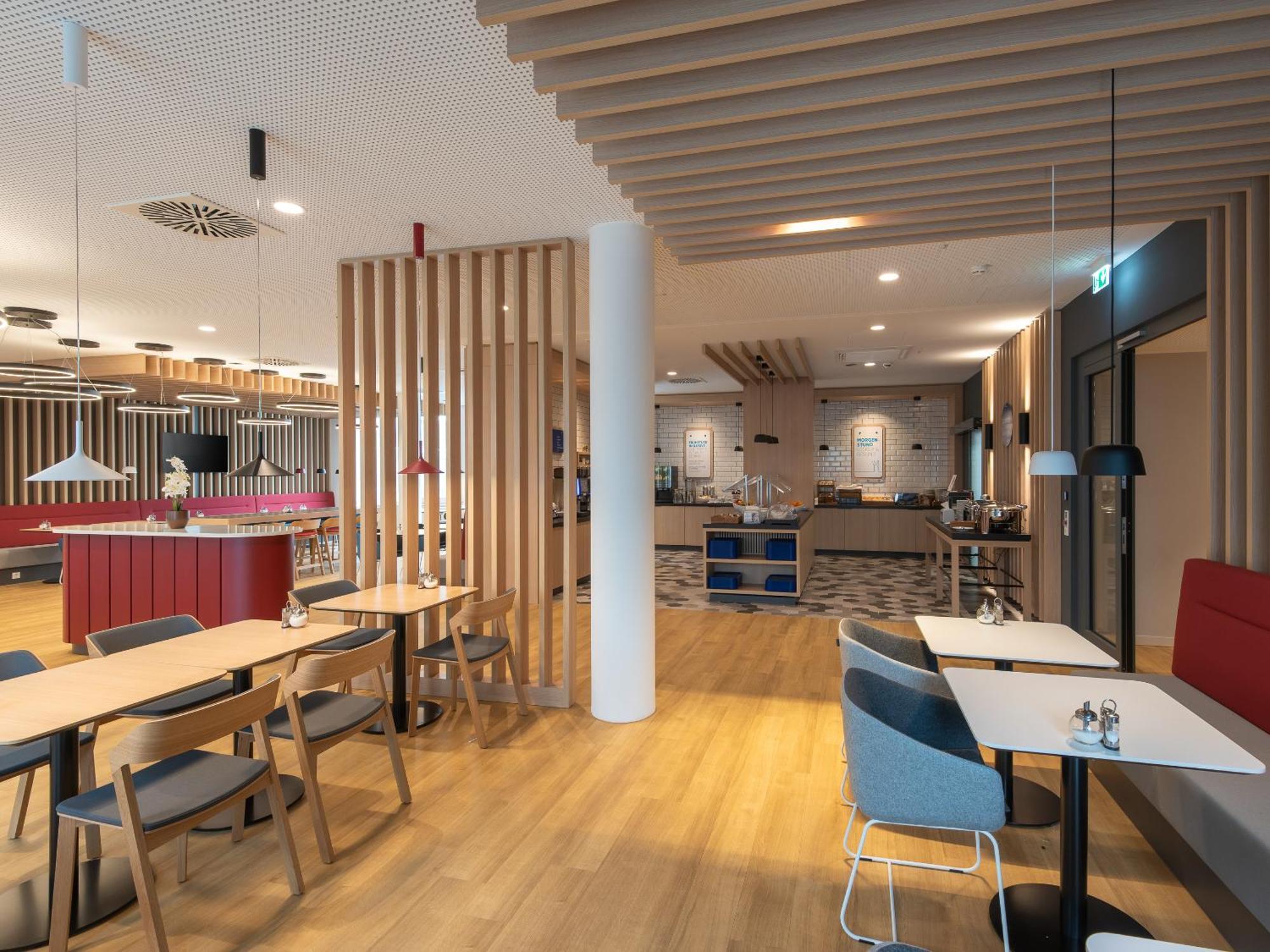 Holiday Inn Express Heilbronn By Ihg Eksteriør billede
