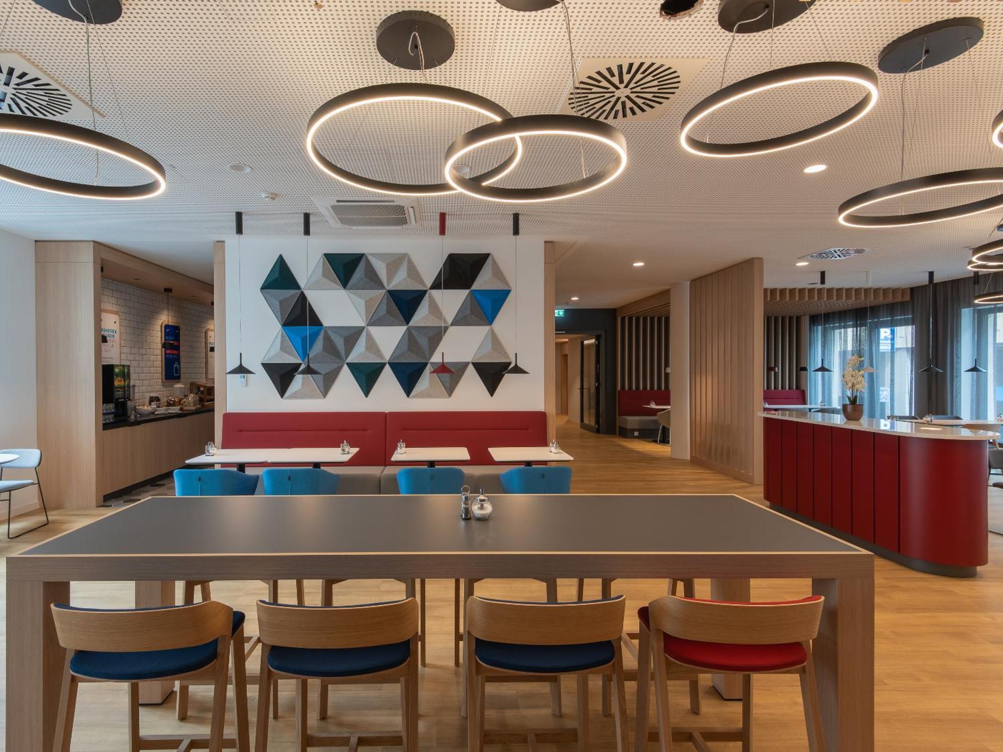 Holiday Inn Express Heilbronn By Ihg Eksteriør billede