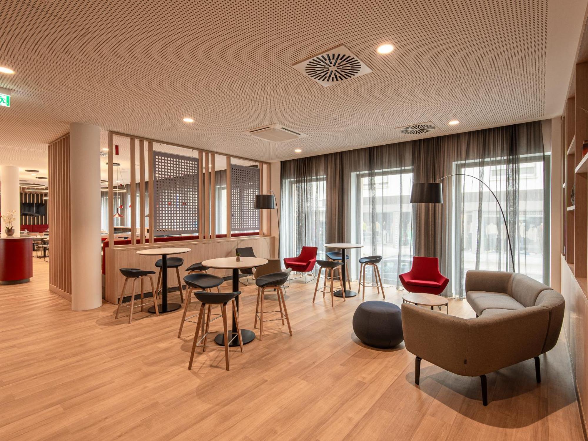 Holiday Inn Express Heilbronn By Ihg Eksteriør billede